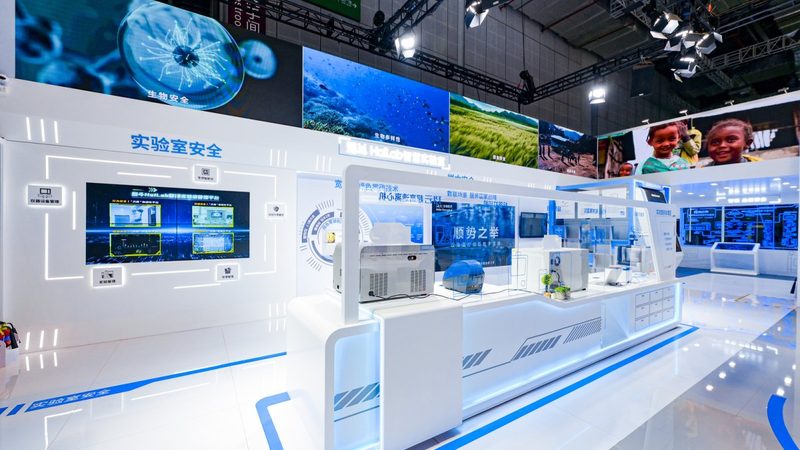 使用生物科技美容仪时，应遵循以下正确使用方法：